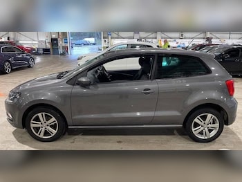 Used Volkswagen Polo 2016 for sale - 78124276: Photo