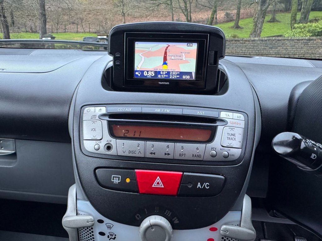 Used Toyota AYGO 2011 for sale - 77009580: Photo 15