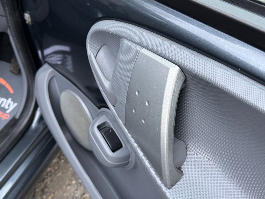 Used Toyota AYGO 2011 for sale - 77009580: Photo 37