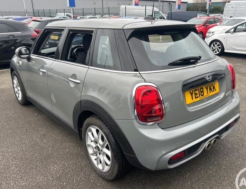 Used MINI Hatch 2018 for sale - 77539628: Photo 2