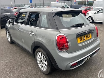 Used MINI Hatch 2018 for sale - 77539628: Photo