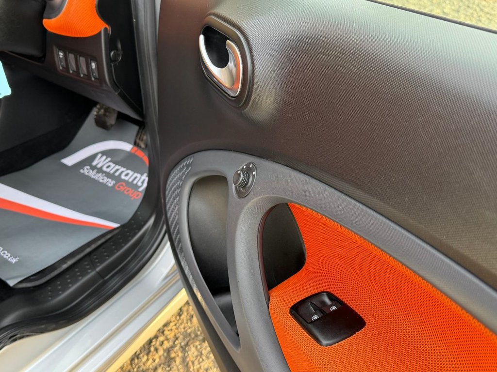 Used smart fortwo 2017 for sale - 77239394: Photo 30