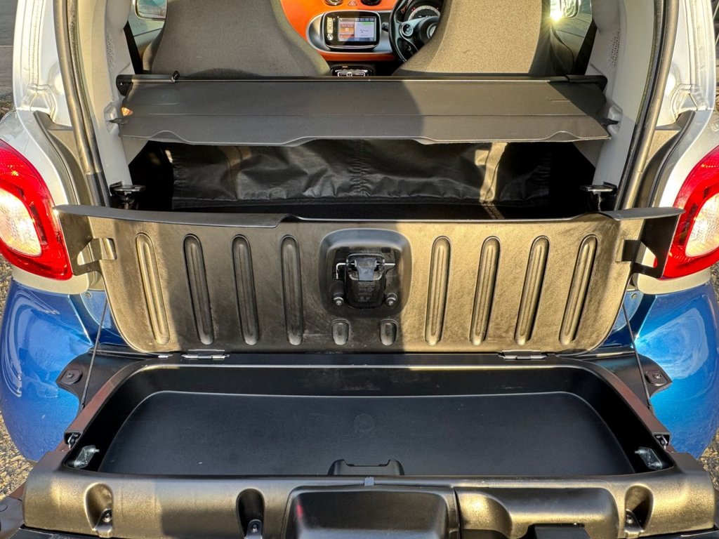 Used smart fortwo 2017 for sale - 77239394: Photo 32