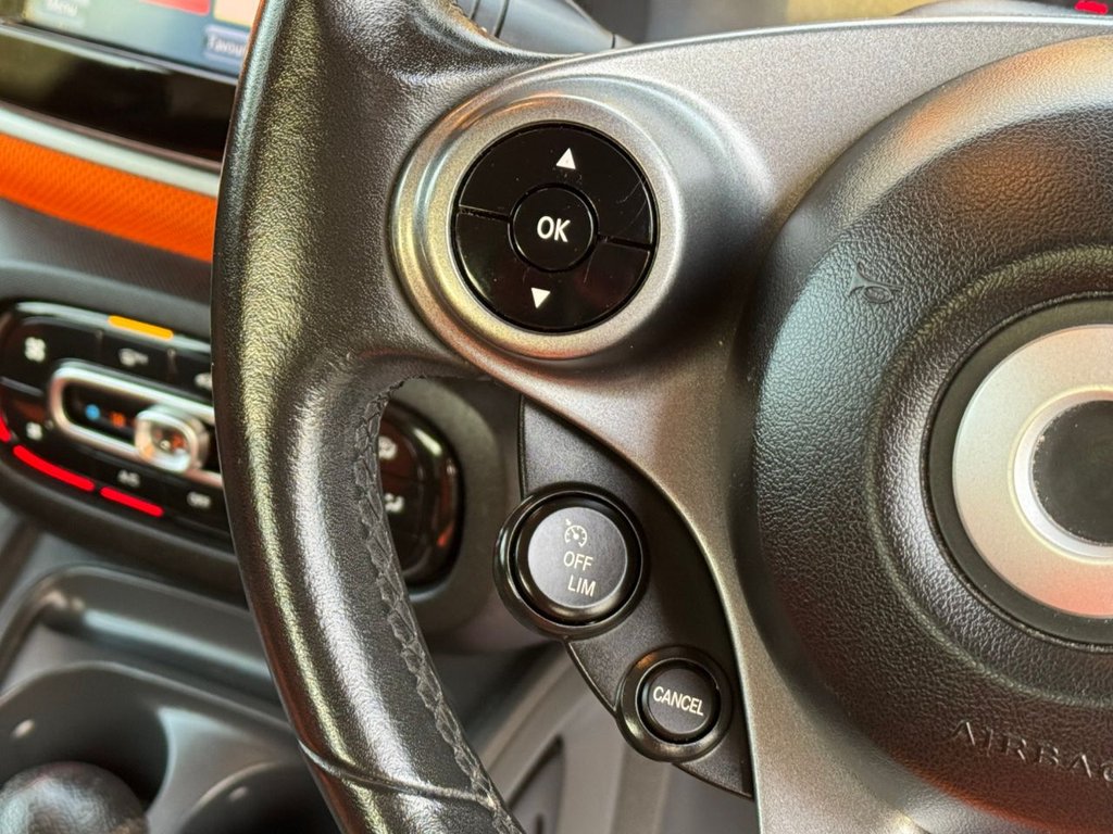 Used smart fortwo 2017 for sale - 77239394: Photo 35