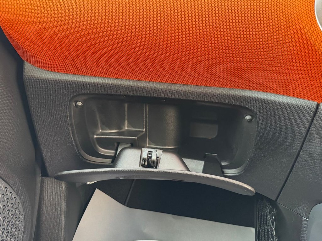 Used smart fortwo 2017 for sale - 77239394: Photo 39