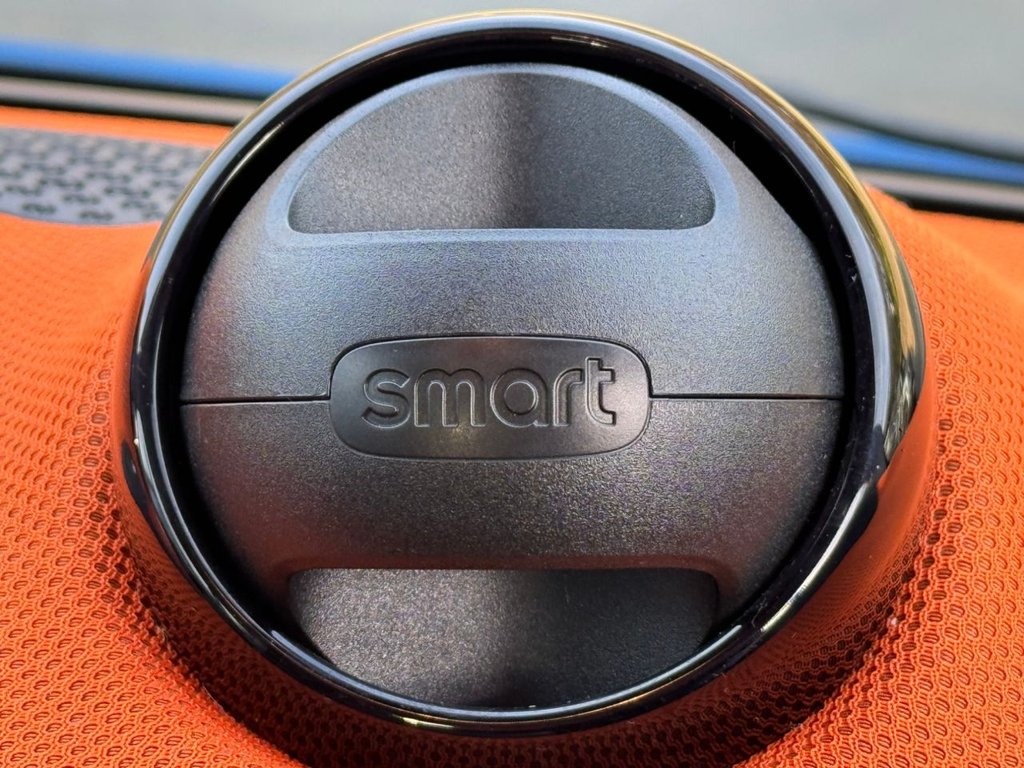 Used smart fortwo 2017 for sale - 77239394: Photo 42