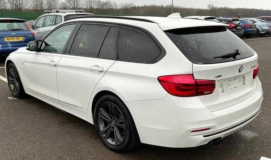 Used BMW 3 Series 2015 for sale - 77302441: Photo 2