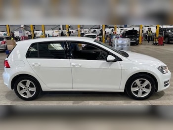 Used Volkswagen Golf 2016 for sale - 79322803: Photo