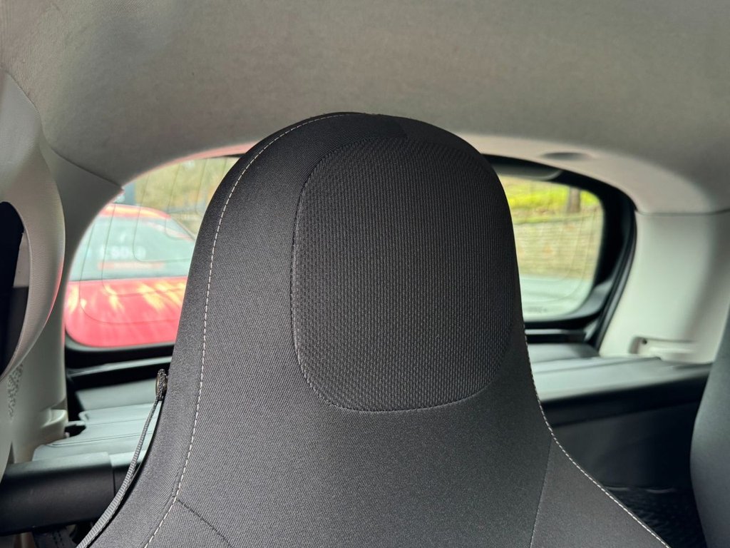 Used smart fortwo 2018 for sale - 77302174: Photo 15