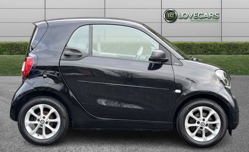 Used smart fortwo 2018 for sale - 77302174: Photo 3