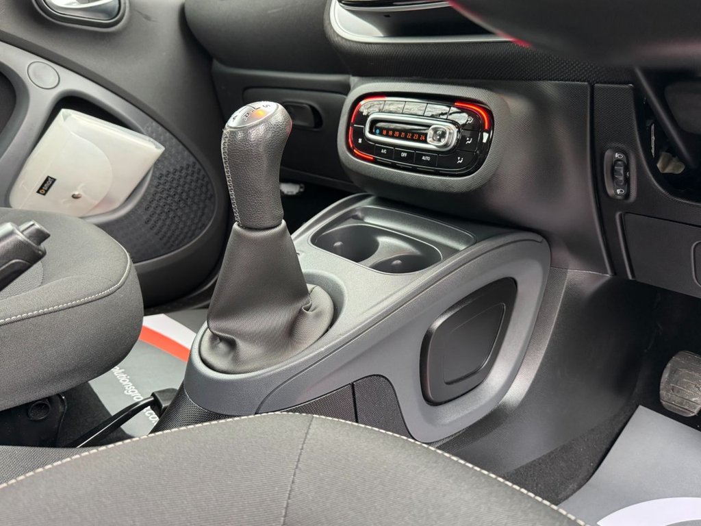 Used smart fortwo 2018 for sale - 77302174: Photo 34