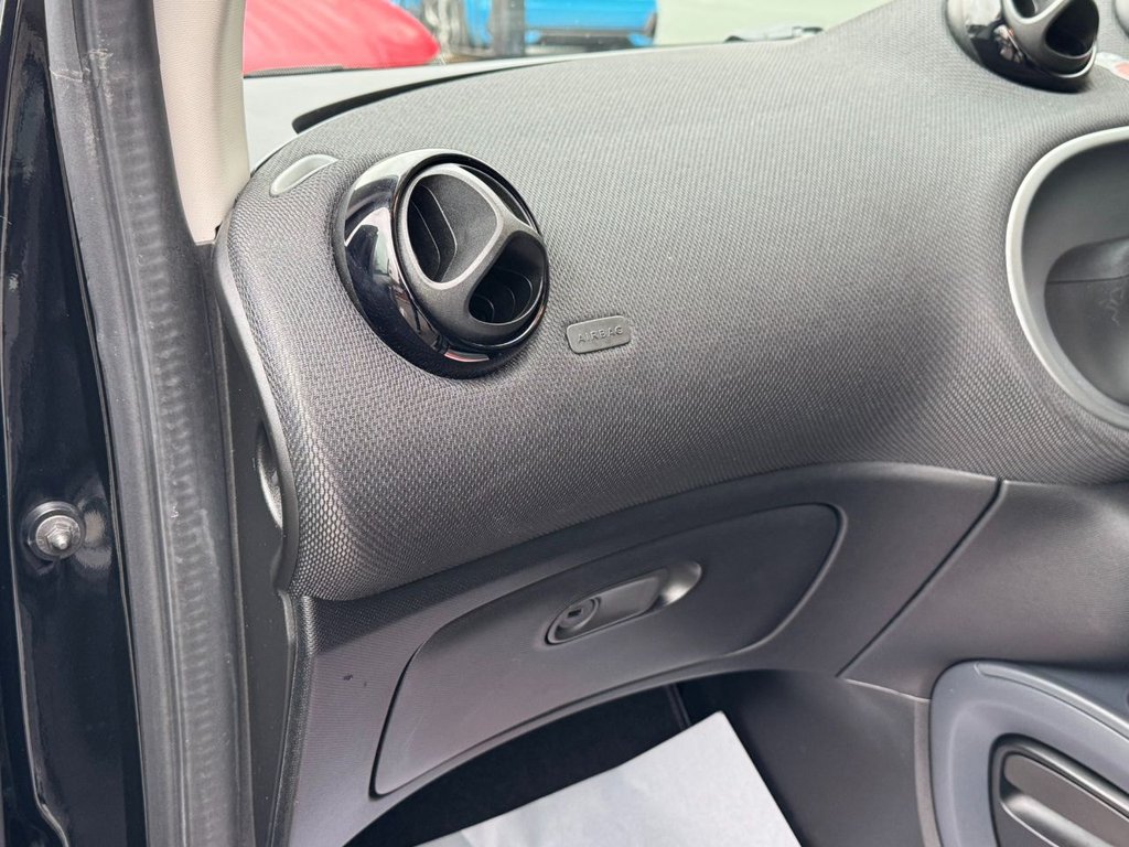 Used smart fortwo 2018 for sale - 77302174: Photo 35