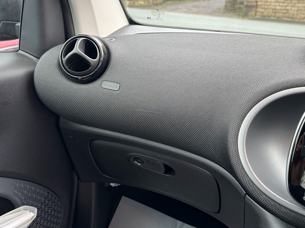 Used smart fortwo 2018 for sale - 77302174: Photo 40