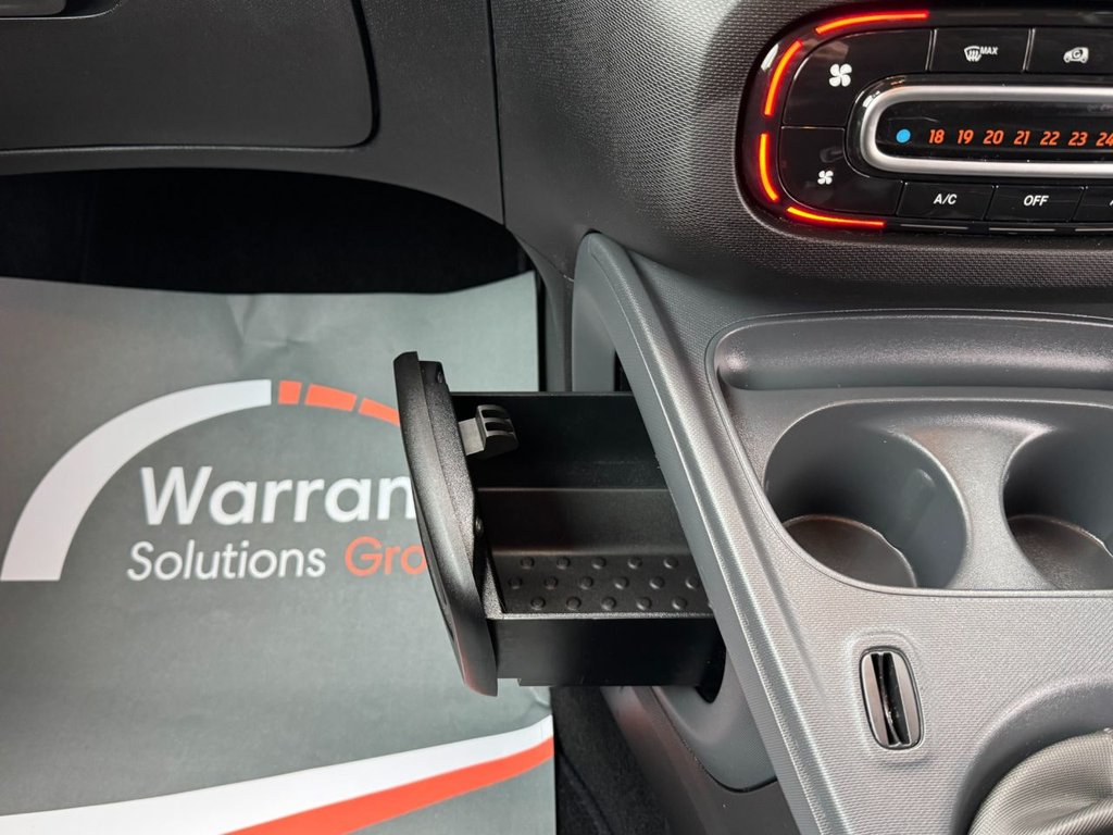 Used smart fortwo 2018 for sale - 77302174: Photo 43