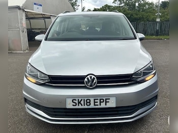 Used Volkswagen Touran 2018 for sale - 78863810: Photo
