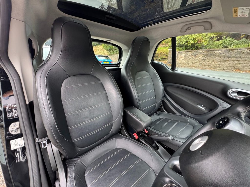 Used smart fortwo 2017 for sale - 77009561: Photo 16