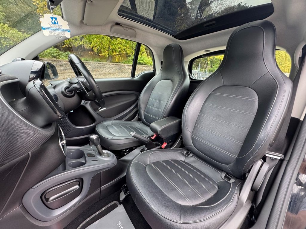 Used smart fortwo 2017 for sale - 77009561: Photo 24