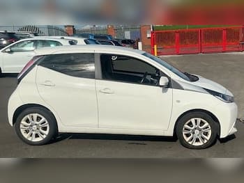 Used Toyota AYGO 2016 for sale - 79618888: Photo