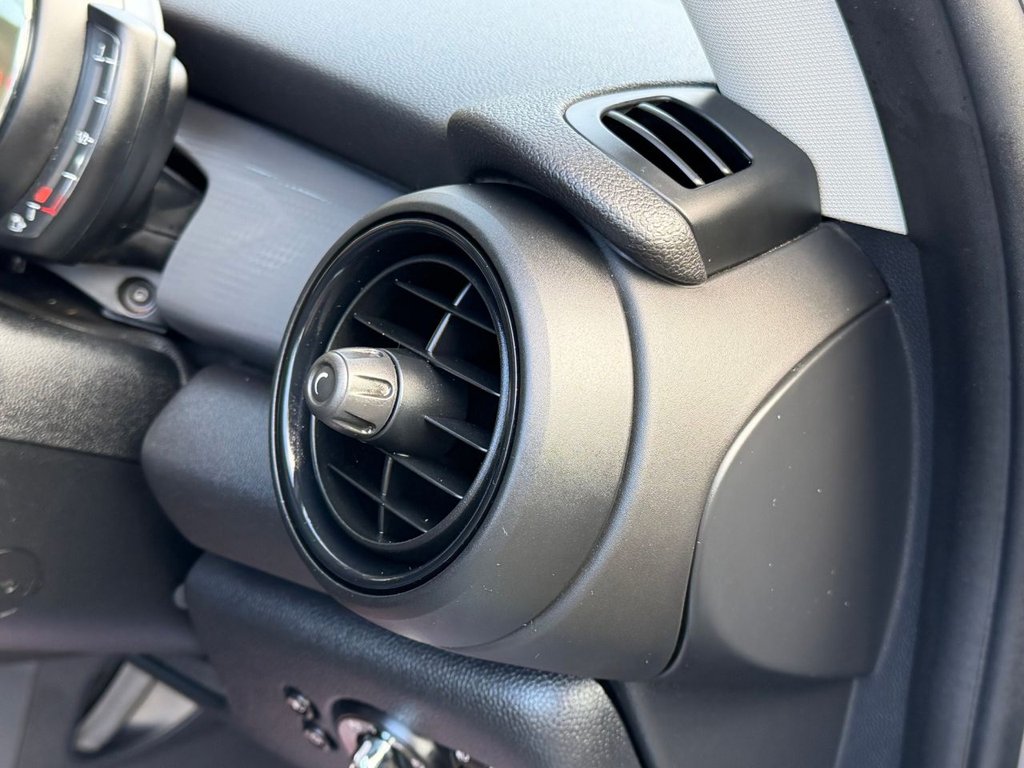 Used MINI Hatch 2019 for sale - 77288285: Photo 40