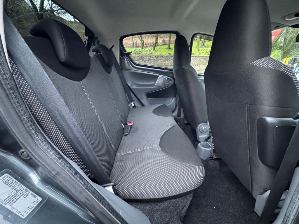 Used Toyota AYGO 2011 for sale - 77042526: Photo 19