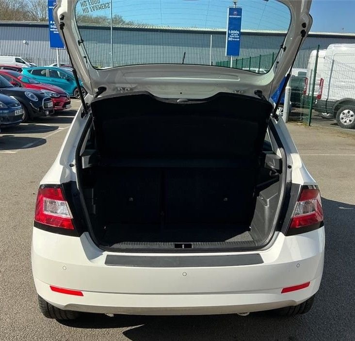 Used Skoda Fabia 2015 for sale - 77966969: Photo 7