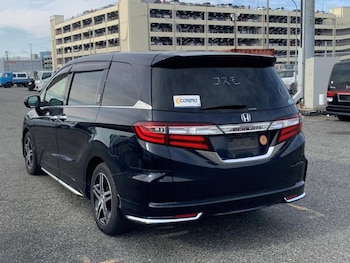 Used Honda Odyssey 2015 for sale - 78597342: Photo