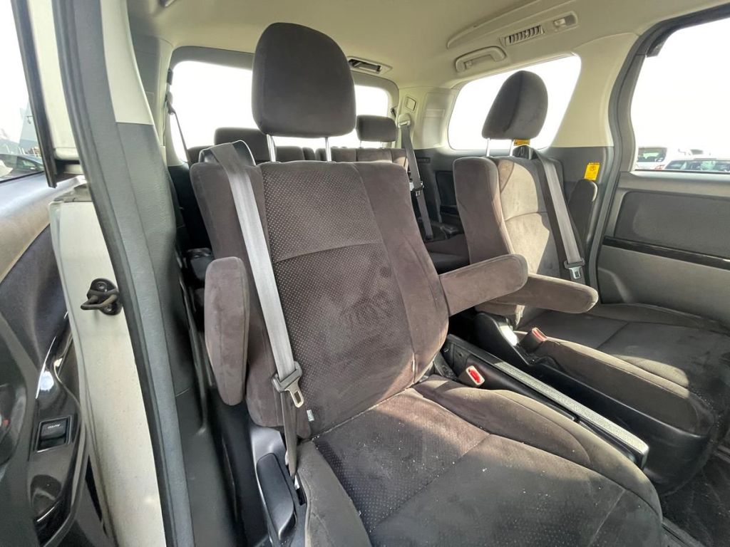 Used Toyota Alphard 2010 for sale - 76664990: Photo 13
