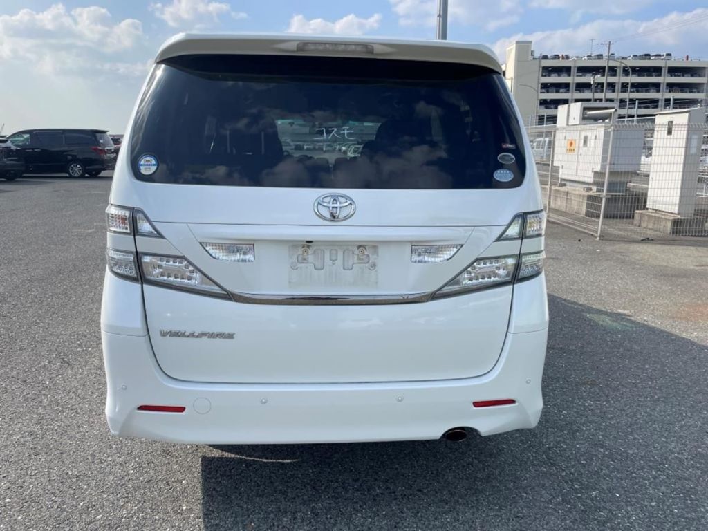 Used Toyota Vellfire 2010 for sale - 76664986: Photo 5