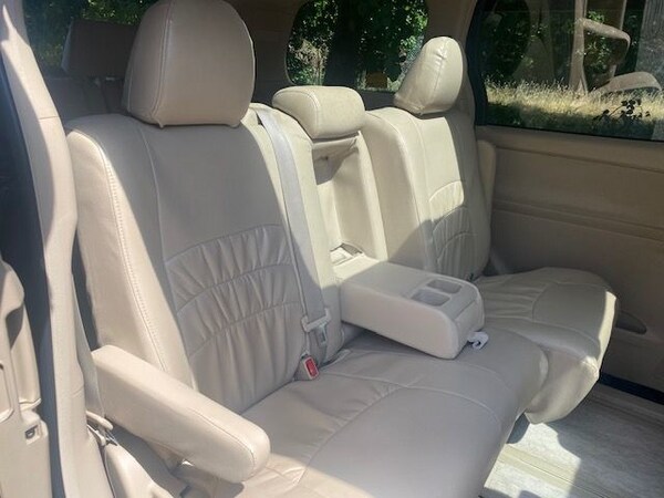 Used Toyota Vellfire 2011 for sale - 74953419: Photo 25