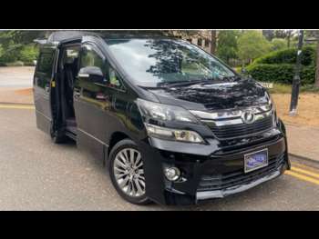 2013 - Vellfire Golden Eyes Edition 7 Seats 5-Door