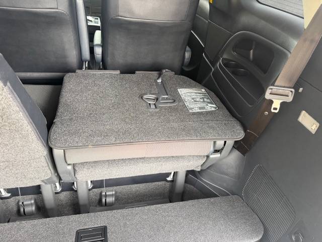 Used Toyota Estima 2013 for sale - 77805362: Photo 25