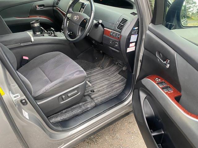 Used Toyota Estima 2012 for sale - 77341139: Photo 20