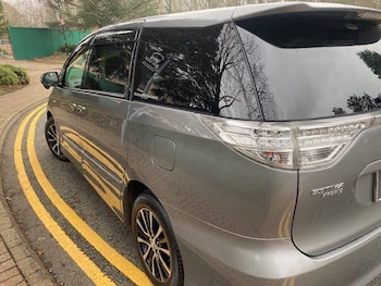 Used Toyota Estima 2012 for sale - 77341139: Photo