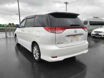 Used Toyota Estima 2010 for sale - 71964083: Photo