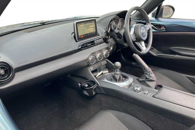 Used Mazda MX-5 2018 for sale - 76241830: Photo 2