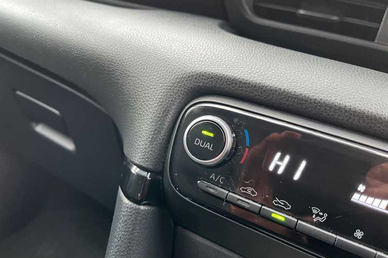 Used Mazda Mazda2 HYBRID 2022 for sale - 77539985: Photo 26