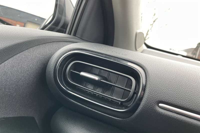 Used Mazda Mazda2 HYBRID 2022 for sale - 77539985: Photo 37