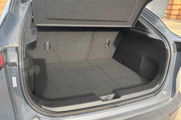 Used Mazda CX-30 2021 for sale - 76003763: Photo 14