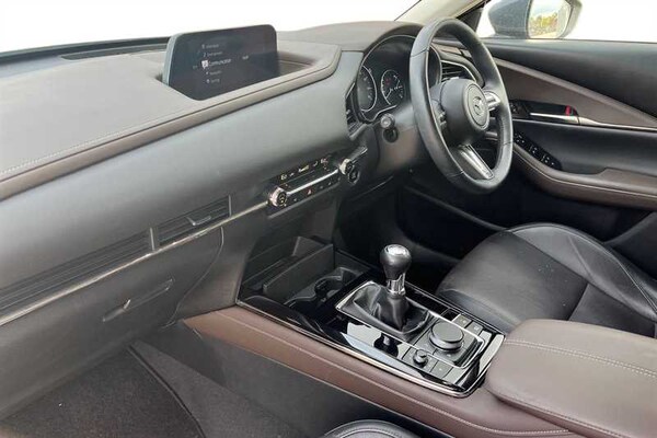 Used Mazda CX-30 2021 for sale - 76003763: Photo 2