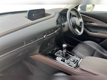 Used Mazda CX-30 2021 for sale - 76003763: Photo 2