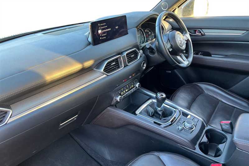 Used Mazda CX-5 2022 for sale - 76731847: Photo 2