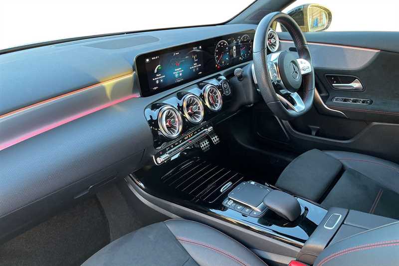 Used Mercedes-Benz A-Class 2022 for sale - 76842350: Photo 2