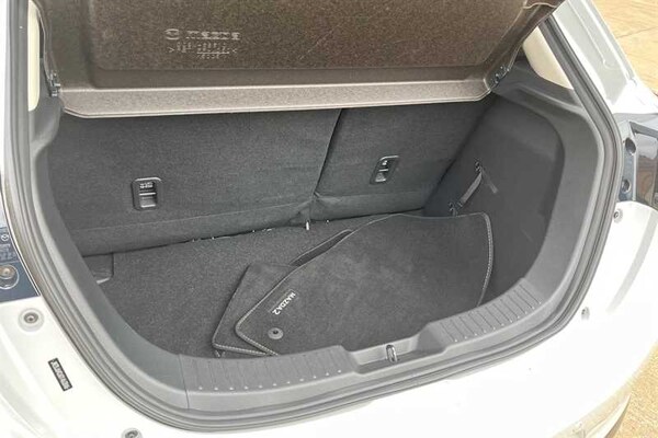 Used Mazda Mazda2 2023 for sale - 76217447: Photo 20