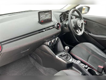 Used Mazda Mazda2 2023 for sale - 76217447: Photo 2