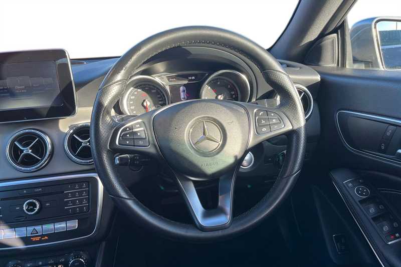 Used Mercedes-Benz CLA 2018 for sale - 77010721: Photo 13