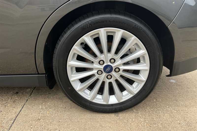 Used Ford C-Max 2019 for sale - 76540217: Photo 9