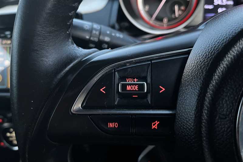 Used Suzuki Swift 2018 for sale - 77010688: Photo 17