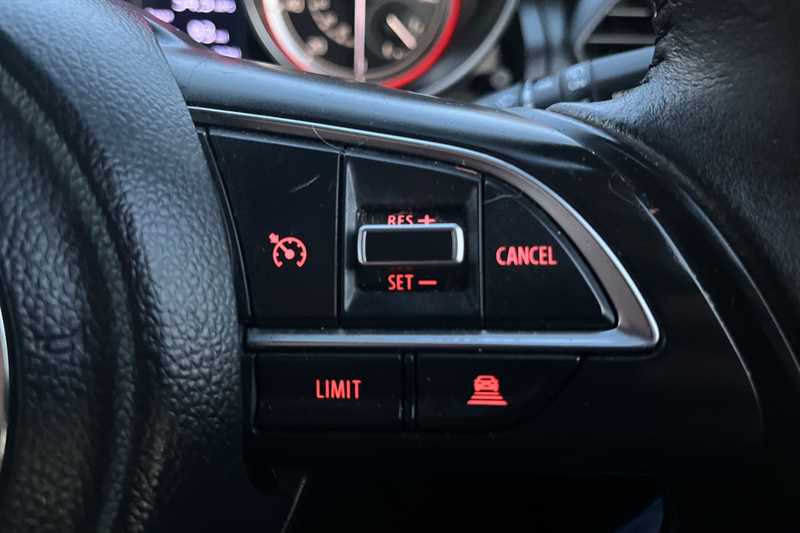 Used Suzuki Swift 2018 for sale - 77010688: Photo 20