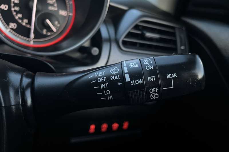 Used Suzuki Swift 2018 for sale - 77010688: Photo 21