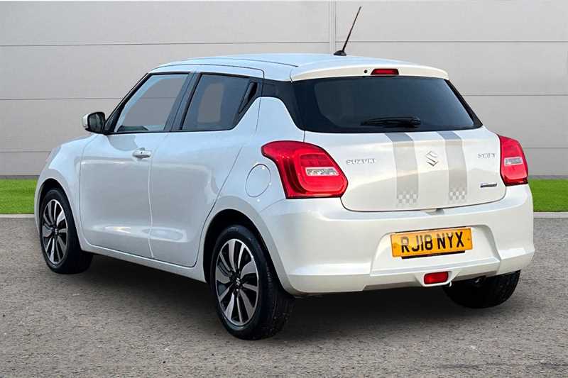 Used Suzuki Swift 2018 for sale - 77010688: Photo 3